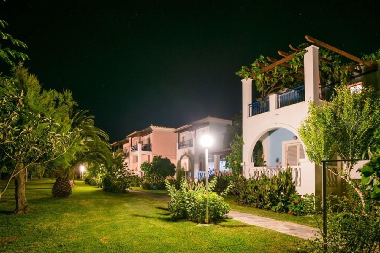 Three Stars Beach Hotel Moraitika Exterior photo
