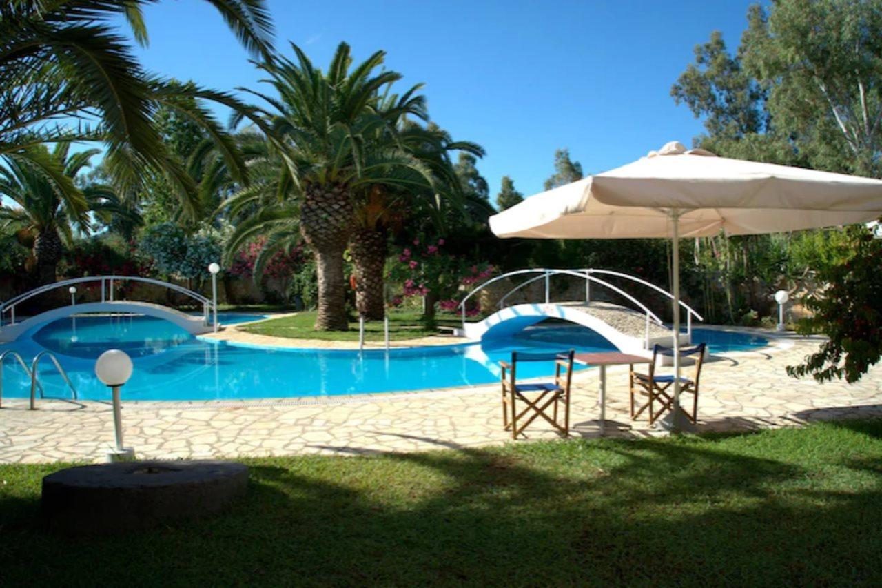 Three Stars Beach Hotel Moraitika Exterior photo